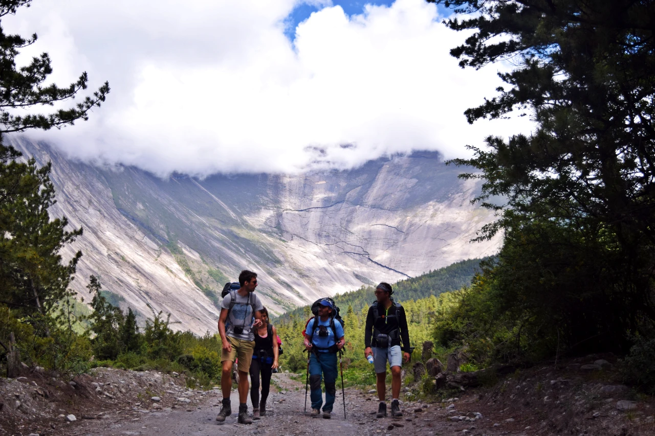 Annapurna Circuit Trekking in Nepal